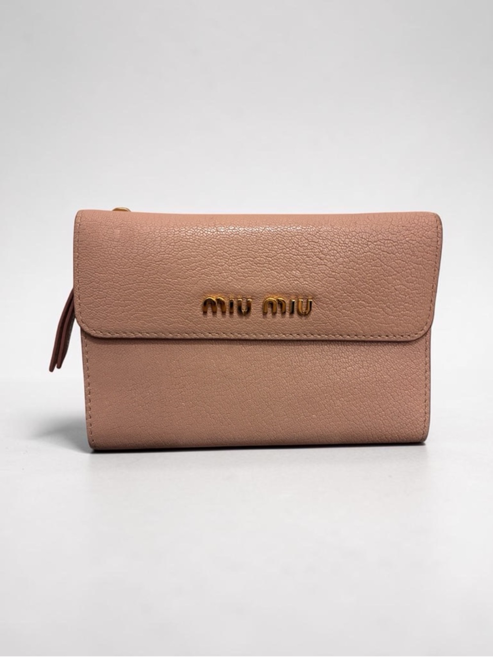 Miu Miu Blush Pink Pebbled Leather Compact Wallet with Gold Logo EUC